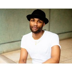 Meet your Posher, Treye!